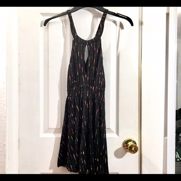 UO Ecote patterned romper with keyhole front - Picture 5 of 6